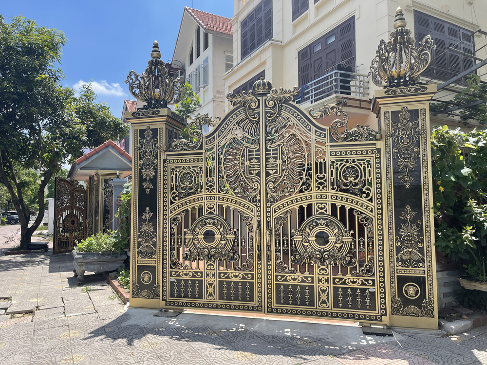 Dịch Vụ Thiết kế cổng biệt thự nhôm đúc tại Tây Ninh